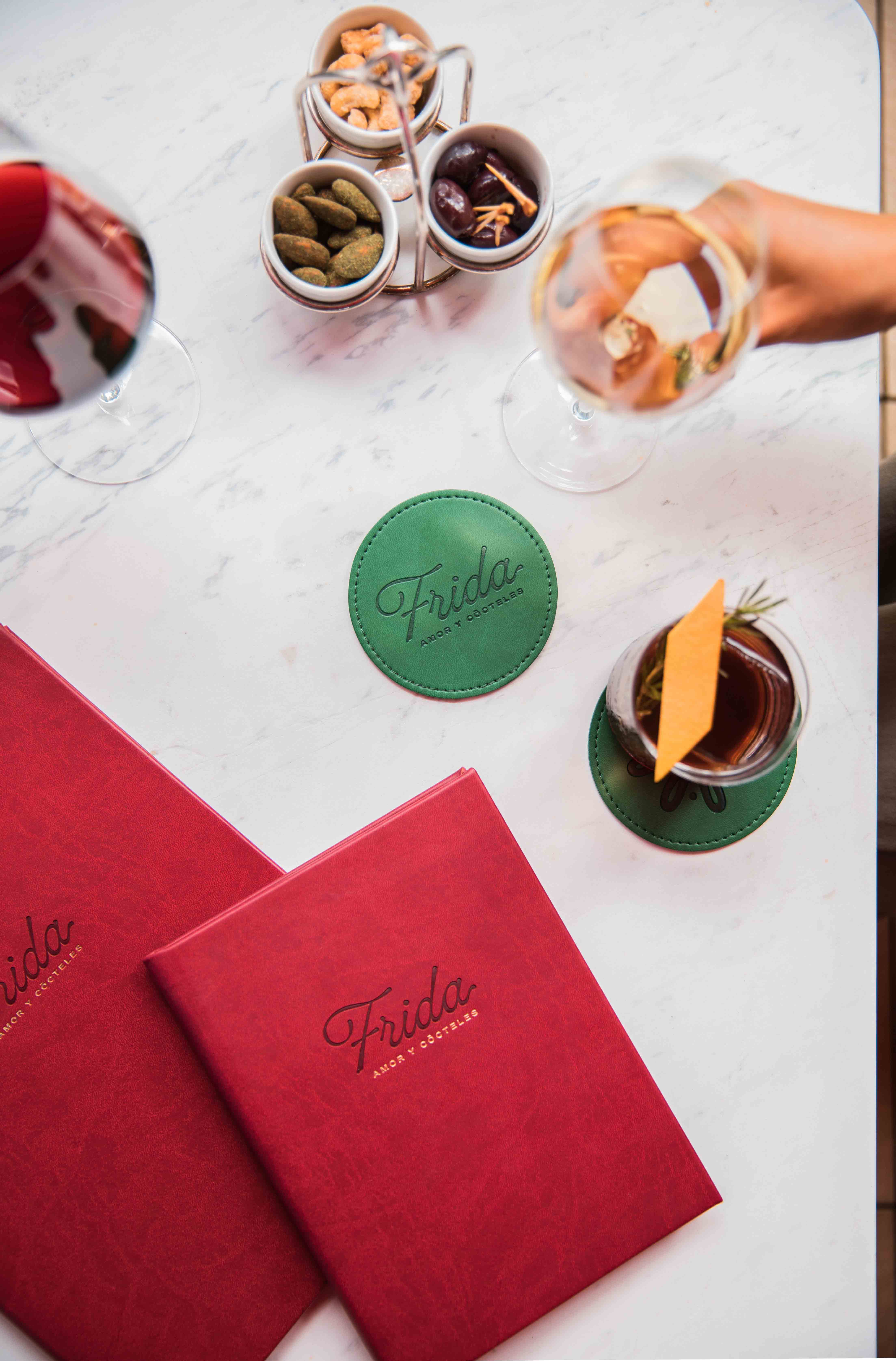 porte-carte prot&egrave;ge-menus 